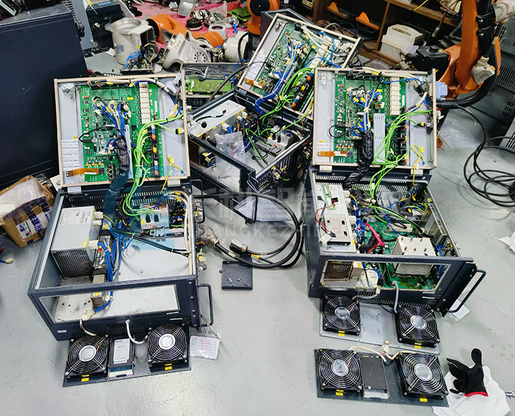 維修庫卡KR C4 compact緊湊柜 維修庫卡KR C4 compact緊湊柜